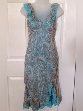 BCBG Turquoise and Gray Paisley Midi Dress with Ruffle Trim